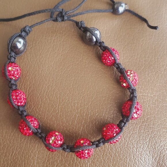 Unisex Ruby Red Coloured Swarovski Crystal Balls & Smooth Round Hematite Beads🌴 - Picture 4 of 6